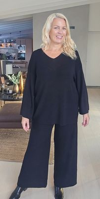 Hovedbilde ALBA SWEATER & PANTS - black 