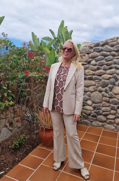 Corinne Short Blazer - Soaked - oatmeal, xs, m, 2xl