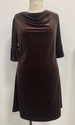 Hovedbilde VELVET DRAPE DRESS - brown - ca. 1 oktober