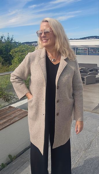 SCARLET WOOL COAT - black - ca.15 sept