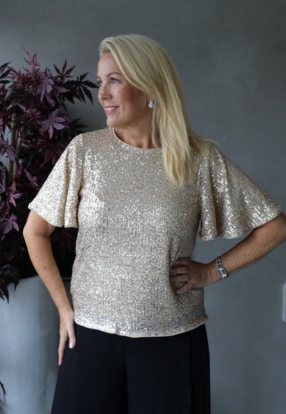 Barbara Boxy Top - In Wear - Gold- kun S og XL