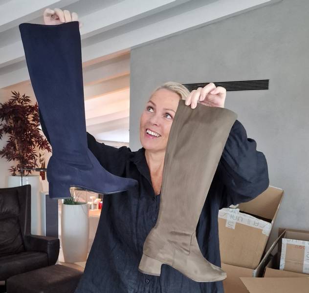 UNISA Lapes st - ST&Oslash;VLETTER - abyss ( marinebl&aring; ) - kun 1 stk 38