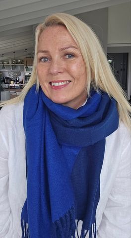 Hovedbilde Isolde Scarf -  kongebl&aring; / marine