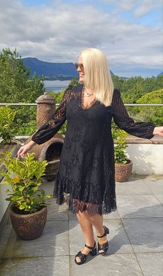 Hovedbilde  Thalia V-Neck Lace Dress ( short )  - black - 1 ...