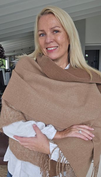 Isolde Scarf -  m&oslash;rk brun og camel