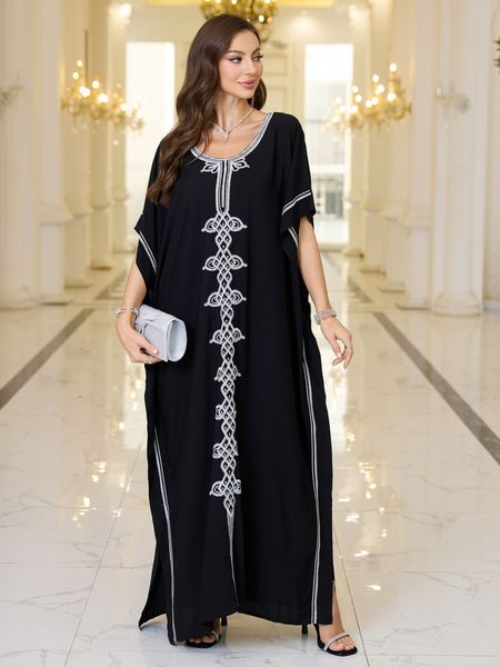 Tetouan Kaftan – Black & Silver 