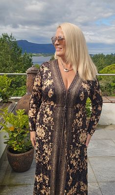 Hovedbilde Lauren Short Dress ( 100 cm ) - black/gold - ca.1 ...