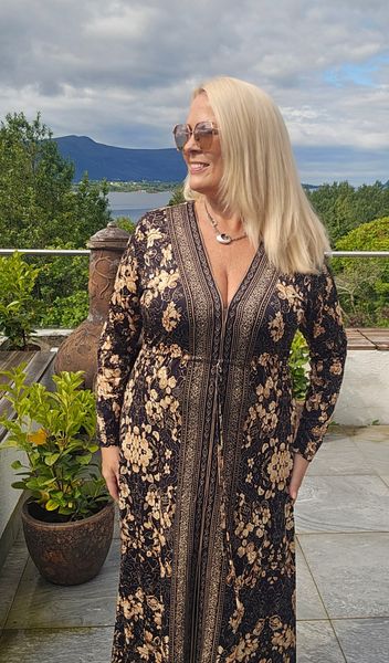 Lauren Long Dress - black/gold - ca.1 oktober levering