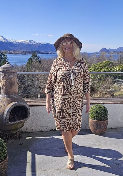 AZORA DRESS - bronze print - levering slutt mai
