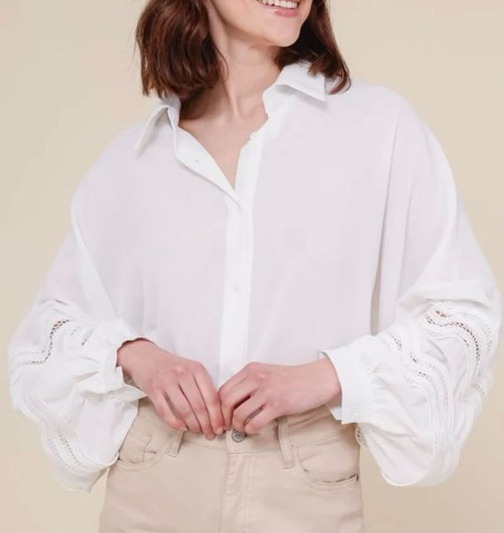 Saga Blouse ( 8585-3205) - White - ca.25 august levering
