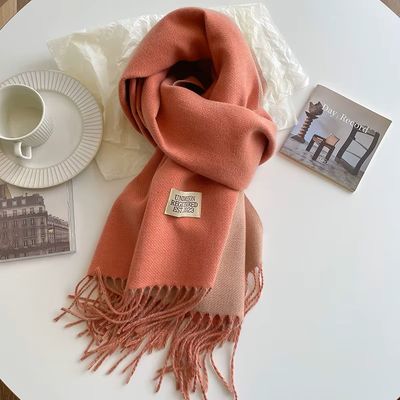 Hovedbilde Isolde Scarf - korallfarger 