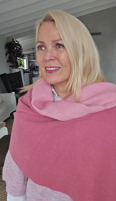 Hovedbilde Isolde Scarf - rosatoner